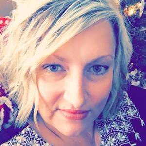 Meet your Posher, Lora